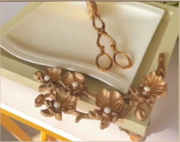 Golden Motif Square Risers